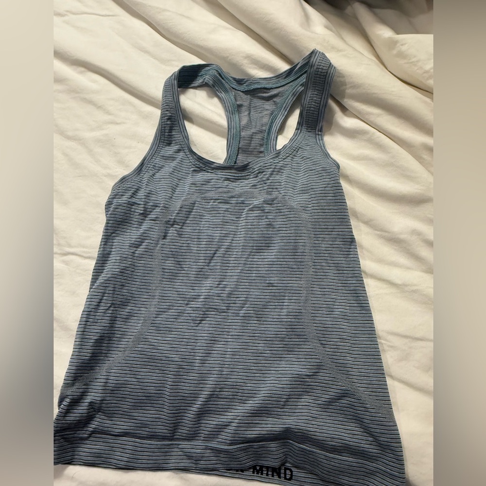 Lululemon swiftly tech tank top size 4